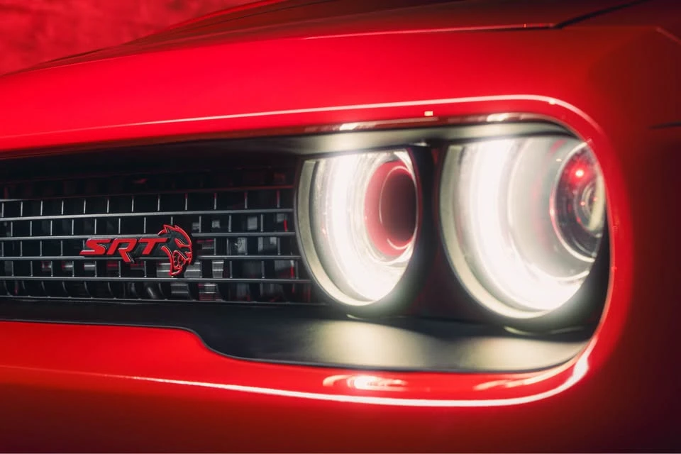 2015 Dodge Challenger SRT Hellcat 3rd Gen - Image 4 of 8