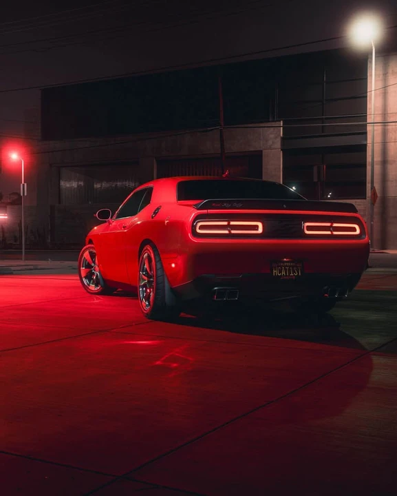 2015 Dodge Challenger SRT Hellcat 3rd Gen - Image 2 of 8