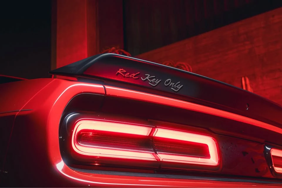 2015 Dodge Challenger SRT Hellcat 3rd Gen - Image 5 of 8
