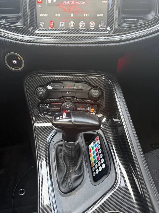 2015 Dodge Challenger 3rd Gen - Image 8 of 14