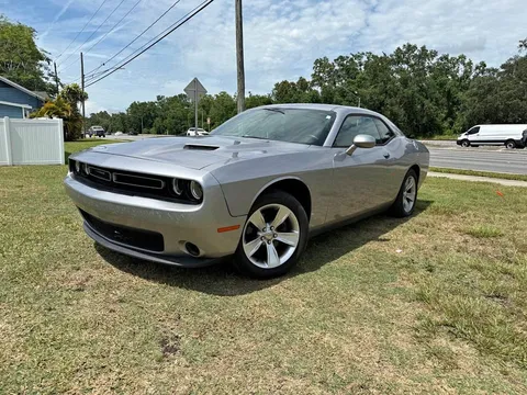 2015 Dodge Challenger SXT