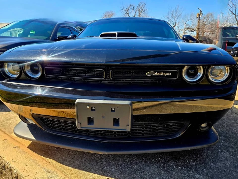 2015 Dodge Challenger 3rd Gen - Image 4 of 8