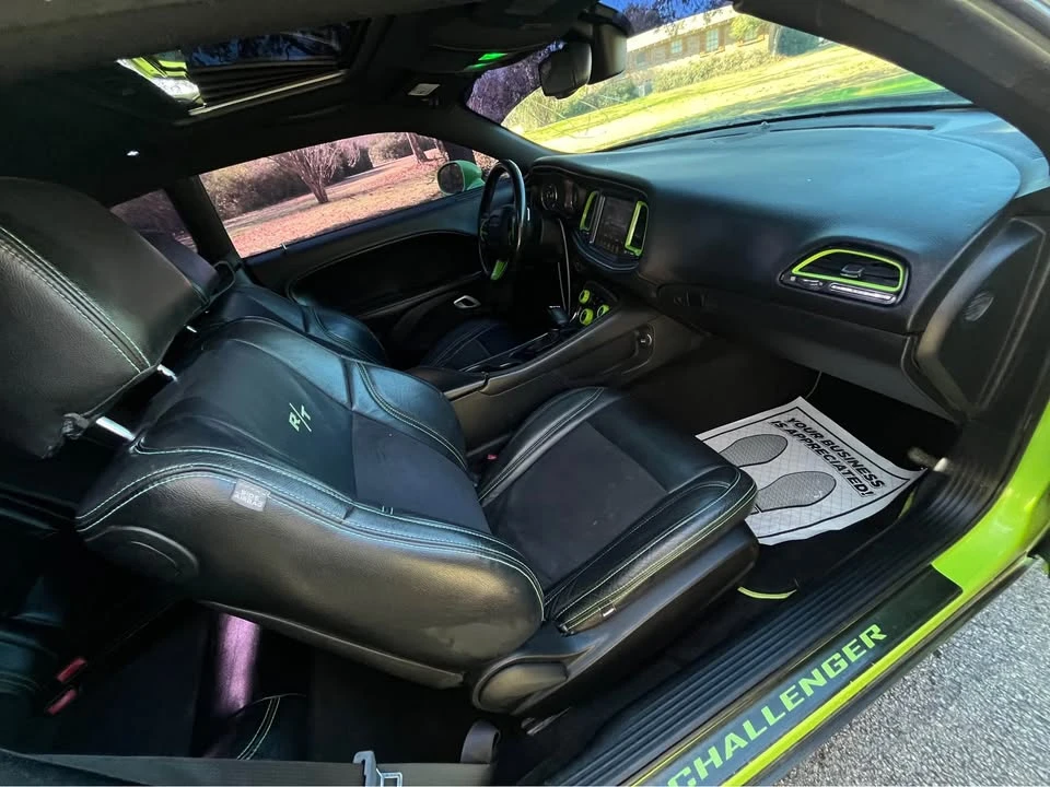 2015 Dodge Challenger 3rd Gen - Image 5 of 11