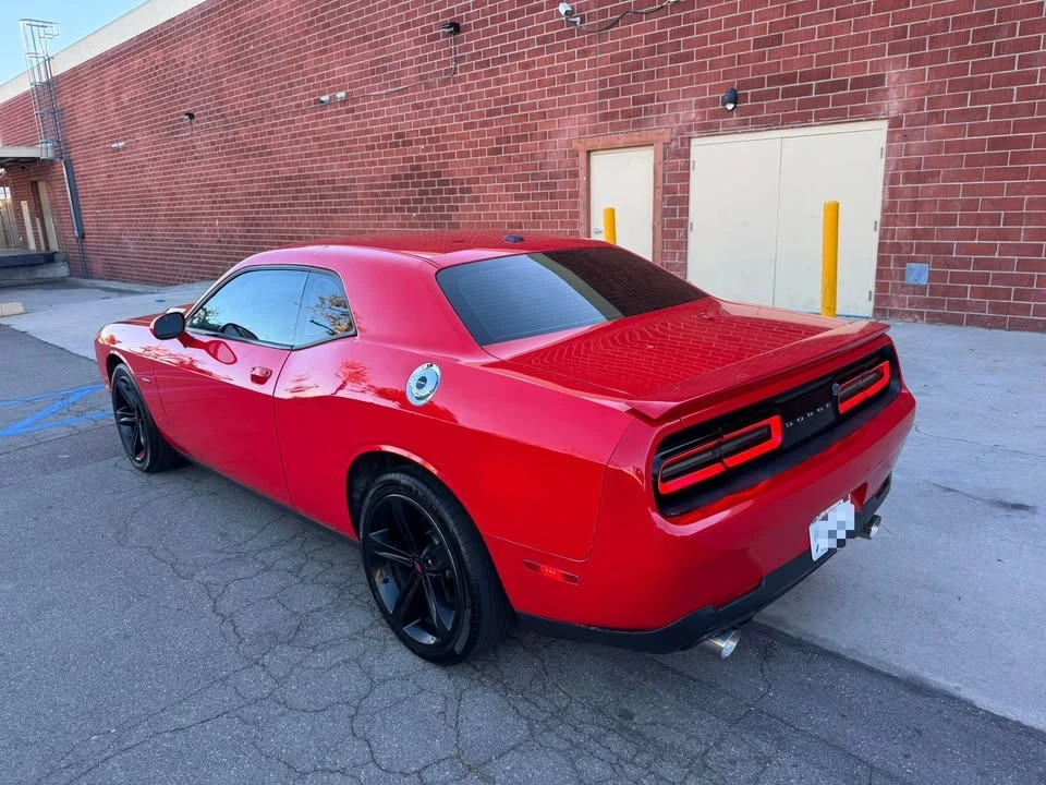 2015 Dodge Challenger 3rd Gen - Image 4 of 11