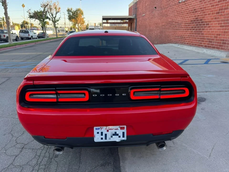 2015 Dodge Challenger 3rd Gen - Image 6 of 11