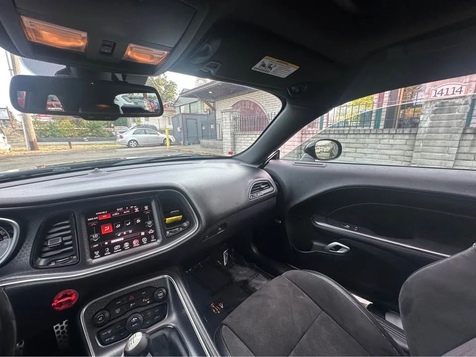 2015 Dodge Challenger 3rd Gen - Image 16 of 20