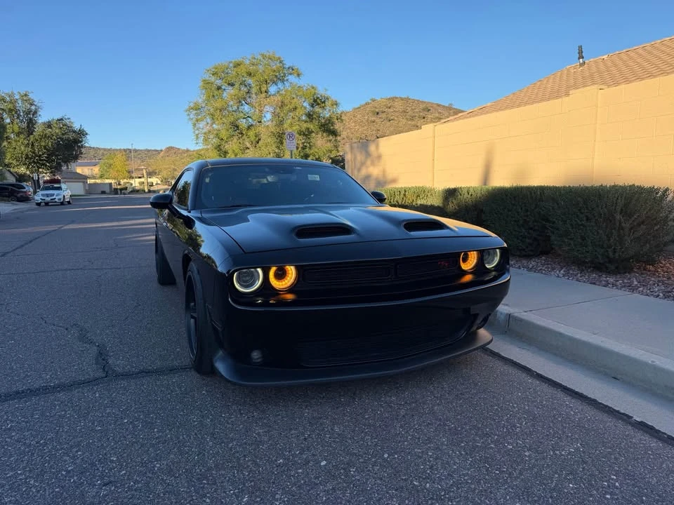 2015 Dodge Challenger 3rd Gen - Image 2 of 8