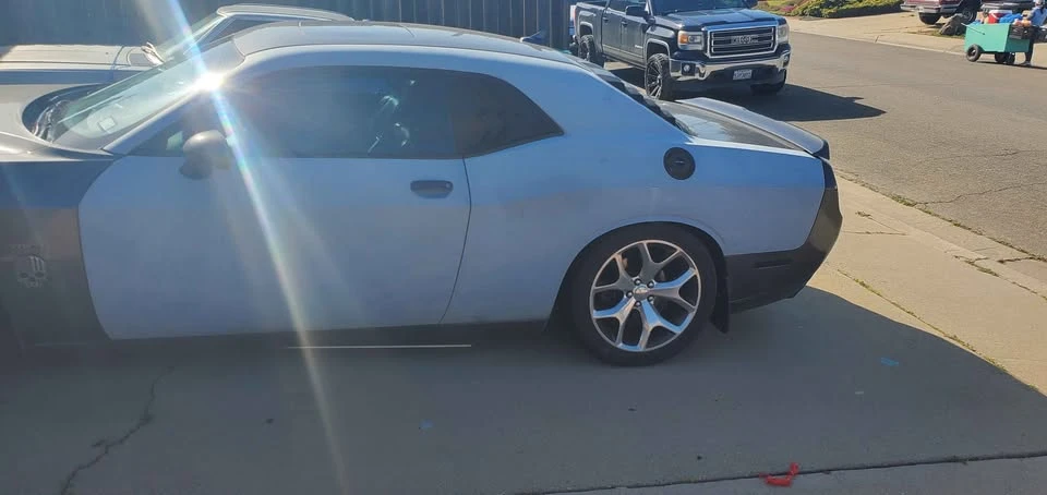 2015 Dodge Challenger 3rd Gen - Image 11 of 12