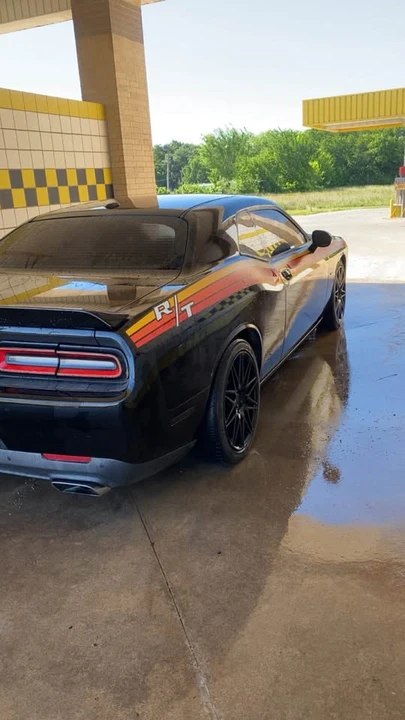 2015 Dodge Challenger 3rd Gen - Image 8 of 11