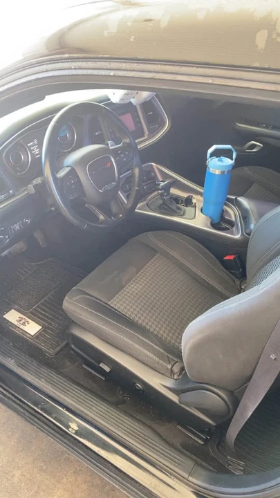 2015 Dodge Challenger 3rd Gen - Image 5 of 11