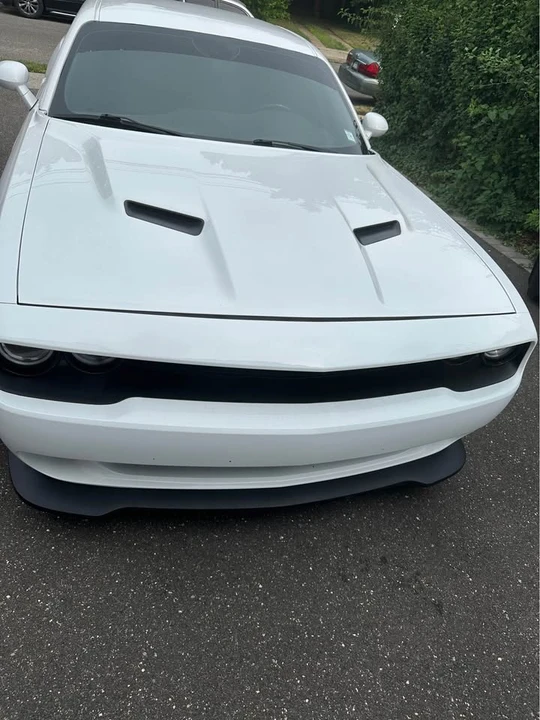 2015 Dodge Challenger 3rd Gen - Image 2 of 11