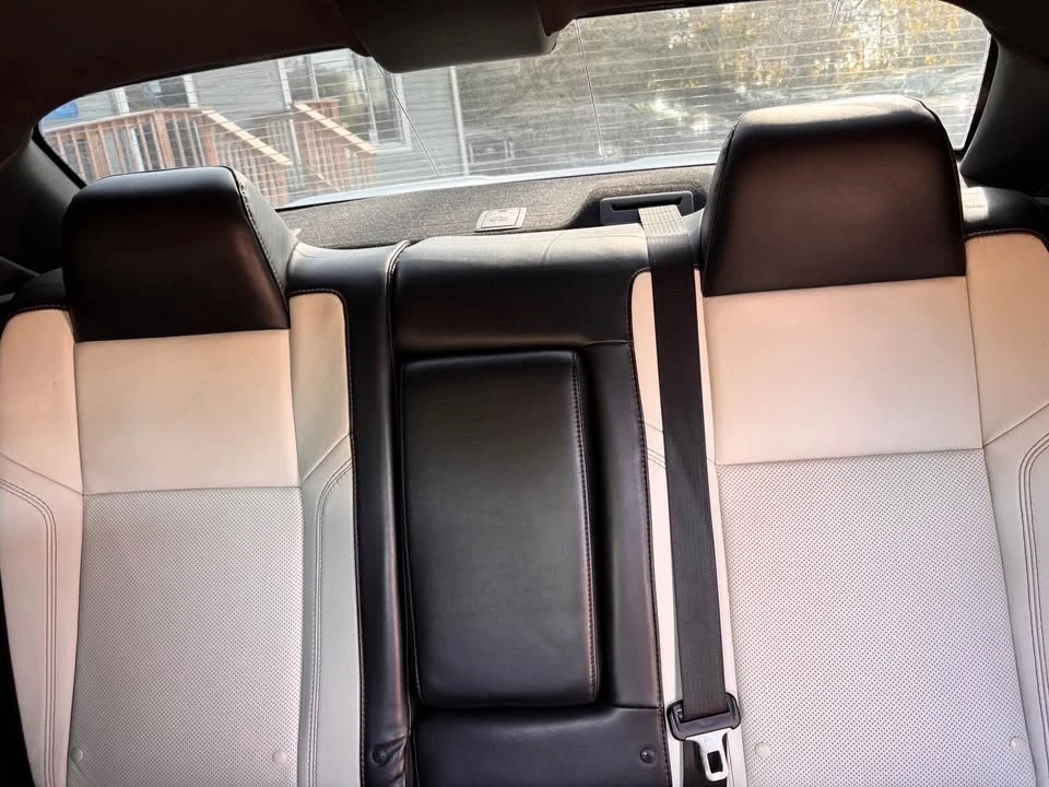 2015 Dodge Challenger 3rd Gen - Image 9 of 13