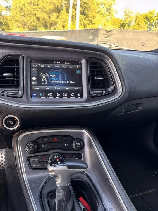 2015 Dodge Challenger 3rd Gen - Image 12 of 13
