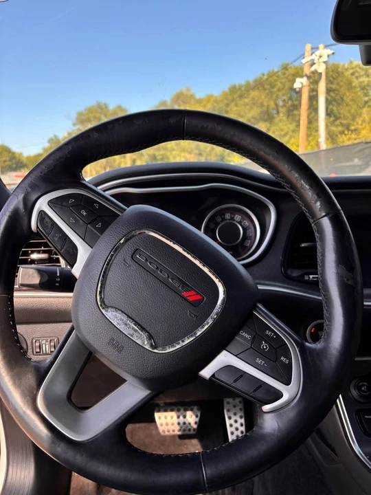 2015 Dodge Challenger 3rd Gen - Image 6 of 13