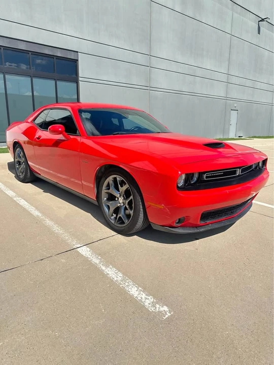 2015 Dodge Challenger 3rd Gen - Image 8 of 11