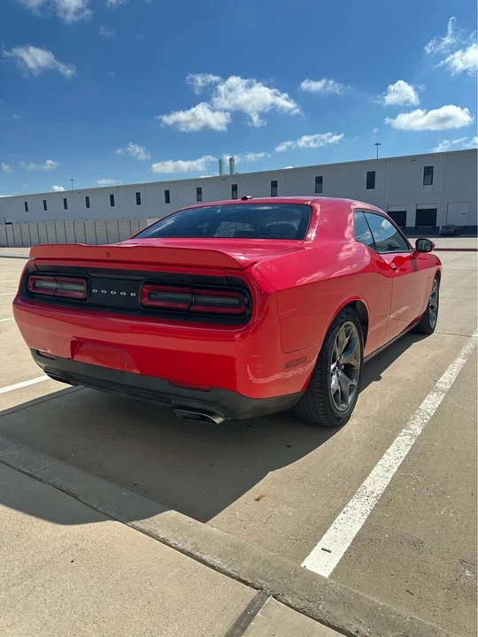 2015 Dodge Challenger 3rd Gen - Image 6 of 11