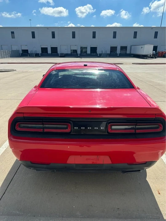 2015 Dodge Challenger 3rd Gen - Image 10 of 11