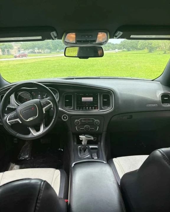 2015 Dodge Challenger 3rd Gen - Image 7 of 10