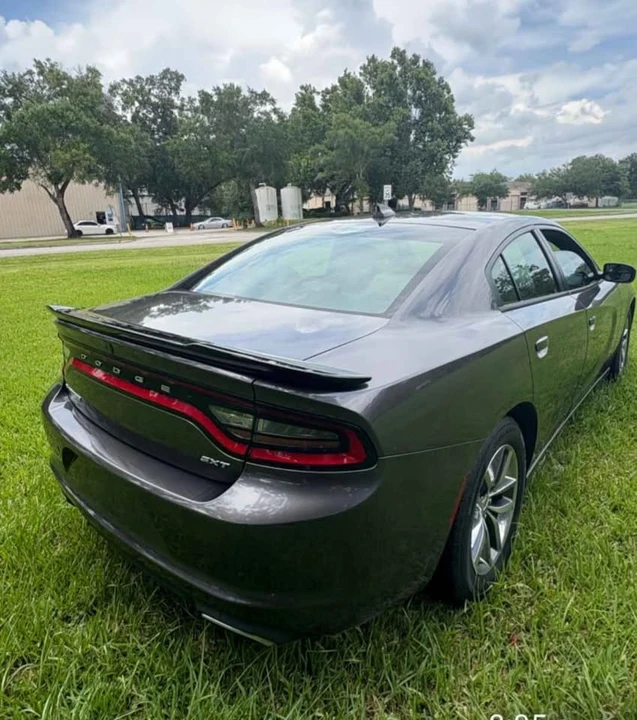 2015 Dodge Challenger 3rd Gen - Image 5 of 10