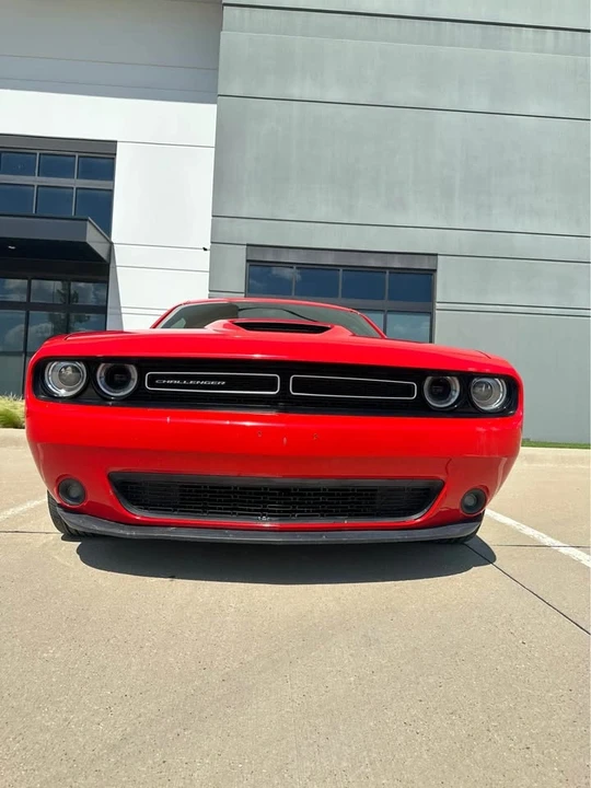 2015 Dodge Challenger 3rd Gen - Image 2 of 11