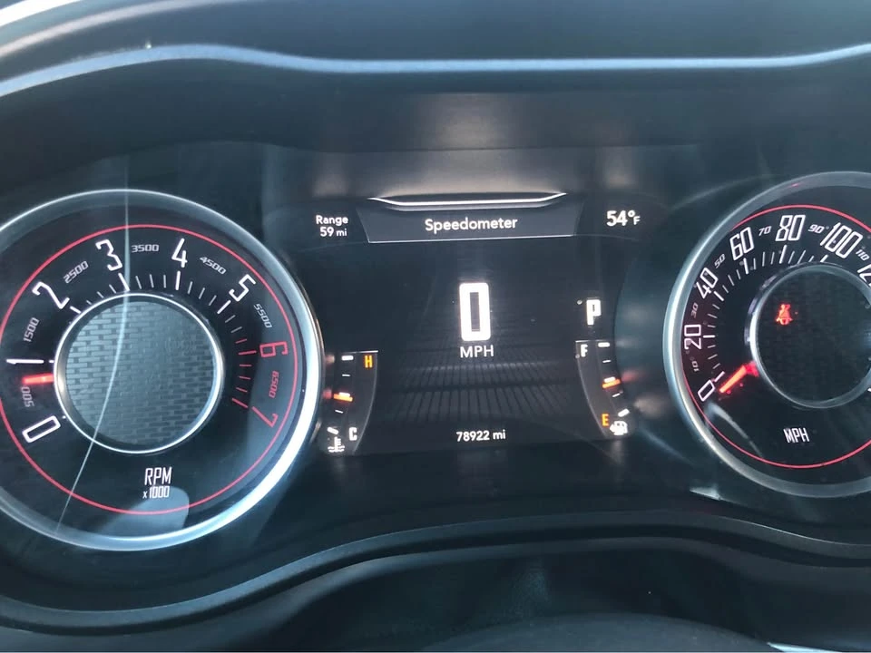 2015 Dodge Challenger 3rd Gen - Image 6 of 9