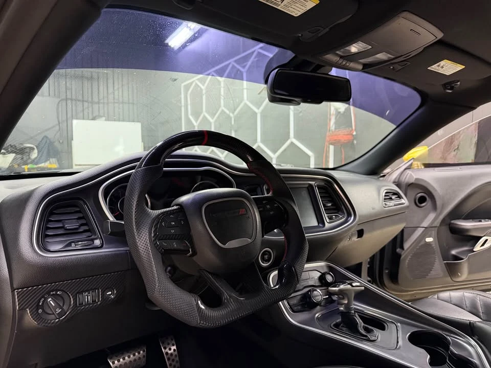 2015 Dodge Challenger 3rd Gen - Image 9 of 18