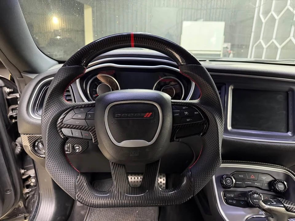 2015 Dodge Challenger 3rd Gen - Image 11 of 18