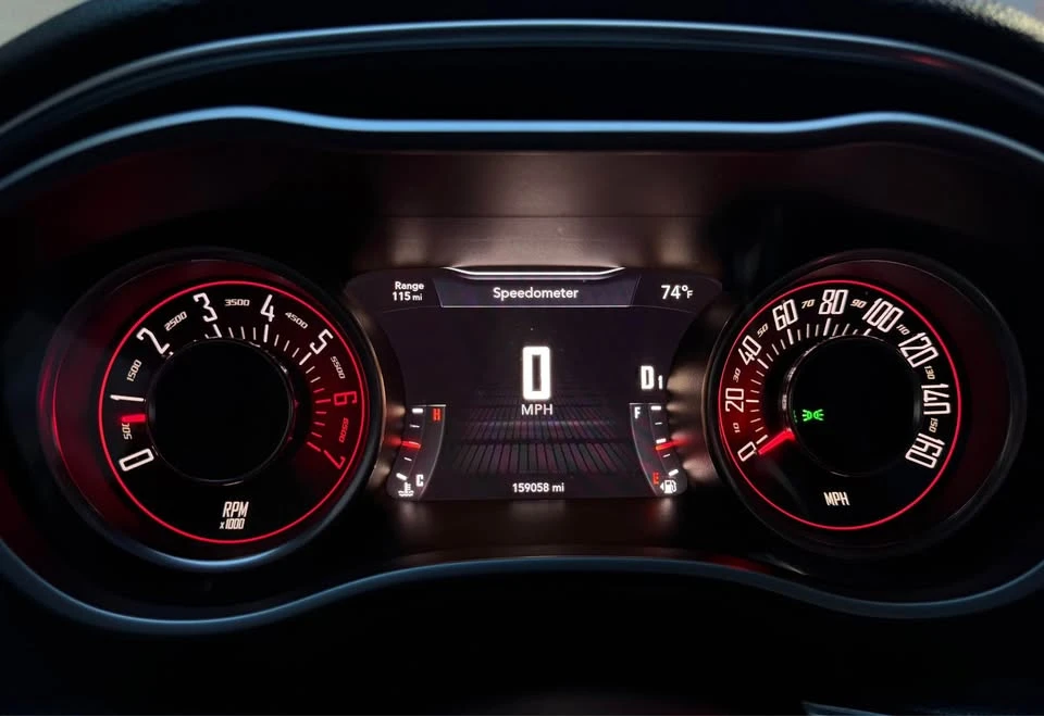 2015 Dodge Challenger 3rd Gen - Image 10 of 12