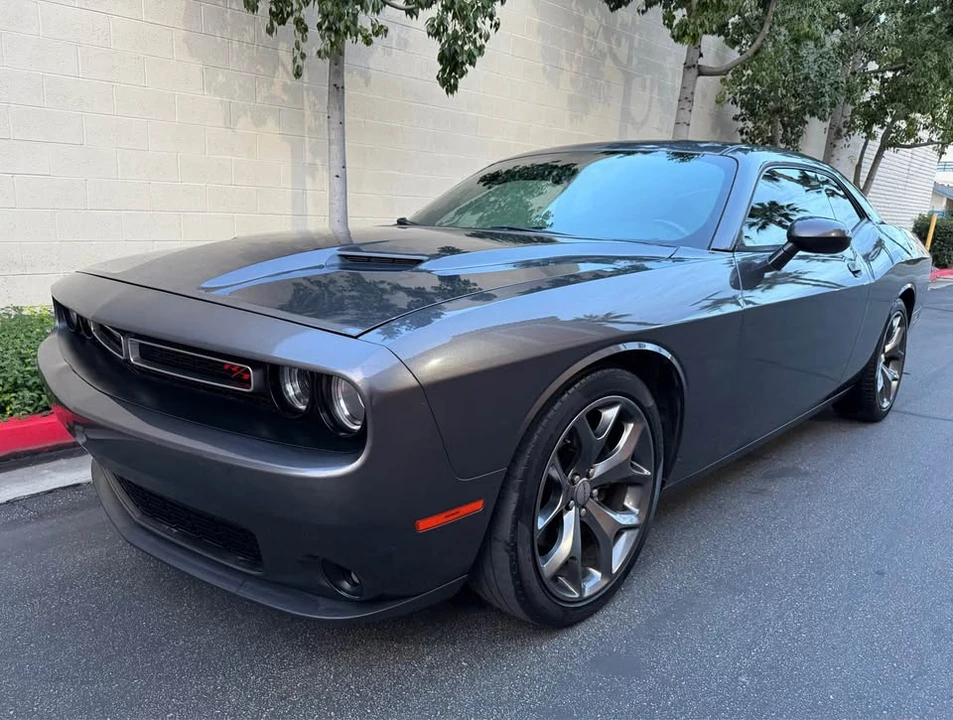 2015 Dodge Challenger 3rd Gen - Image 2 of 12
