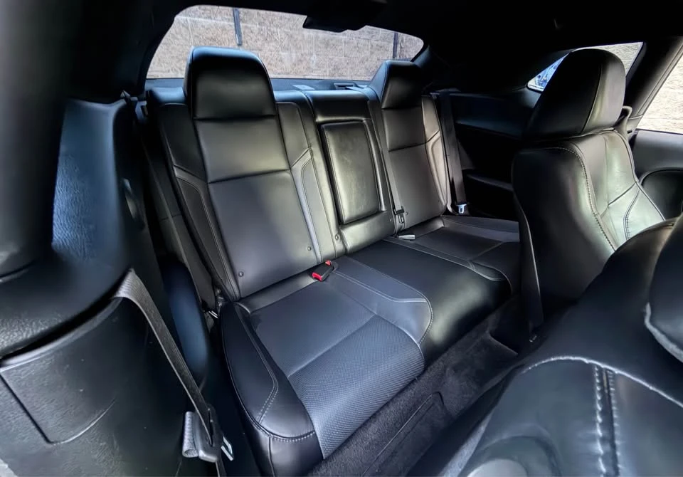2015 Dodge Challenger 3rd Gen - Image 11 of 12