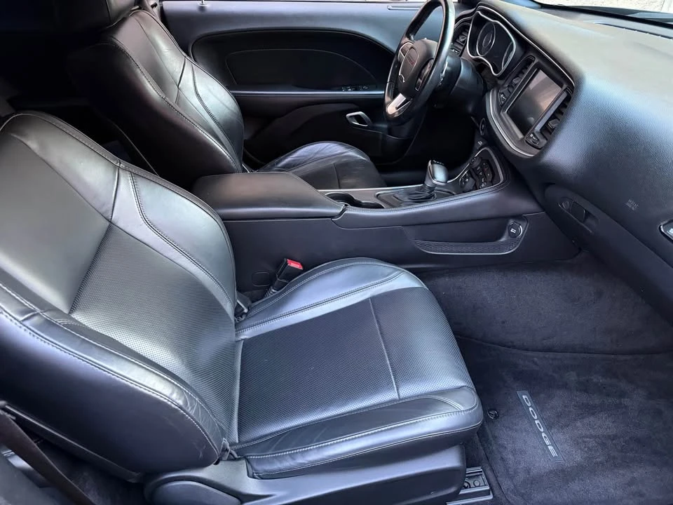 2015 Dodge Challenger 3rd Gen - Image 5 of 12