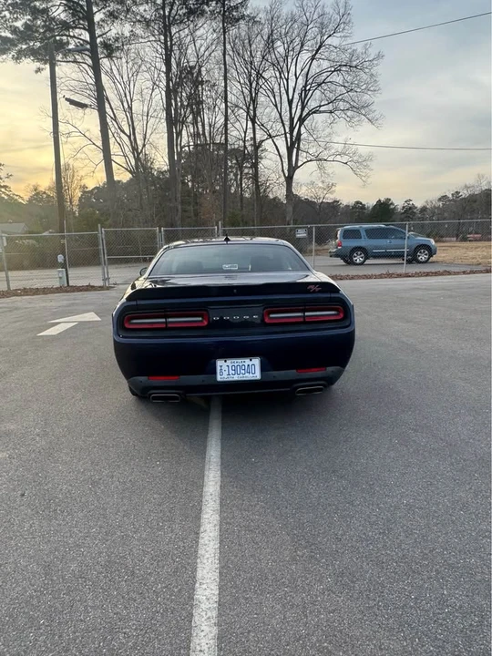 2015 Dodge Challenger 3rd Gen - Image 2 of 8