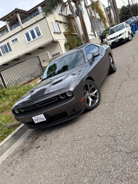 2015 Dodge Challenger 3rd Gen - Image 2 of 7