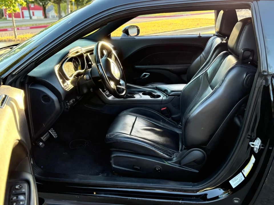 2015 Dodge Challenger 3rd Gen - Image 4 of 6