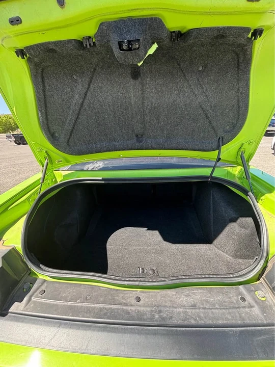 2015 Dodge Challenger 3rd Gen - Image 3 of 8