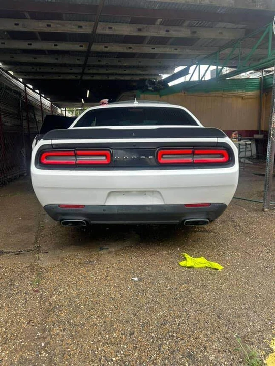 2015 Dodge Challenger SRT8 & 392 3rd Gen - Image 3 of 5