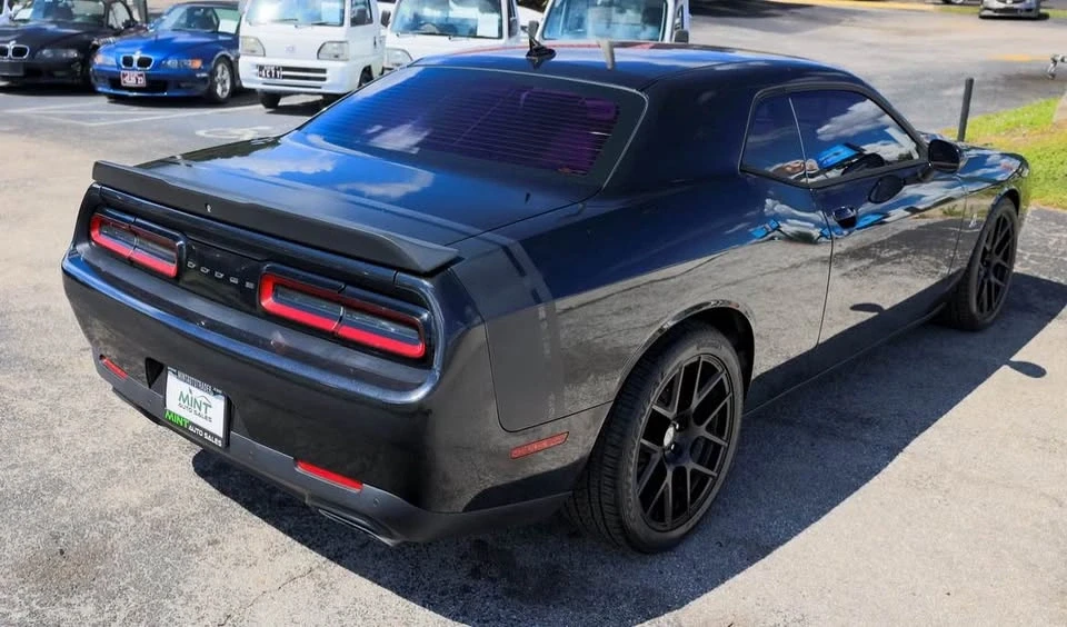 2015 Dodge Challenger SRT8 & 392 3rd Gen - Image 4 of 5