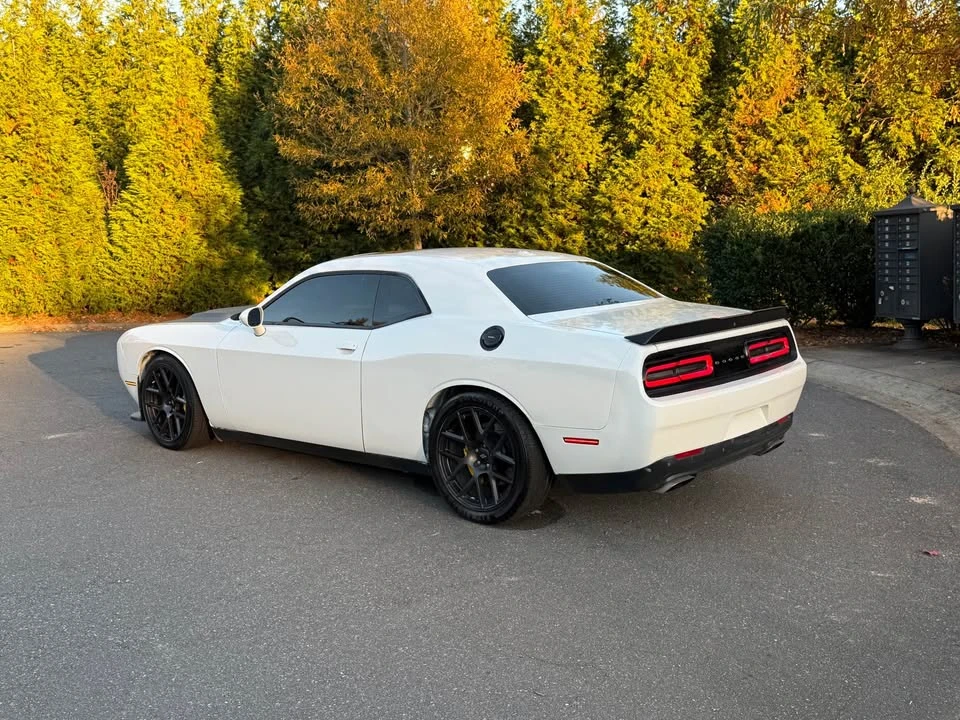 2015 Dodge Challenger SRT8 & 392 3rd Gen - Image 3 of 13