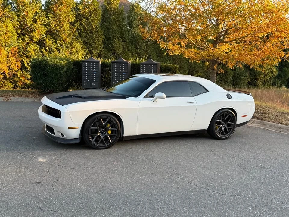 2015 Dodge Challenger SRT8 & 392 3rd Gen - Image 2 of 13