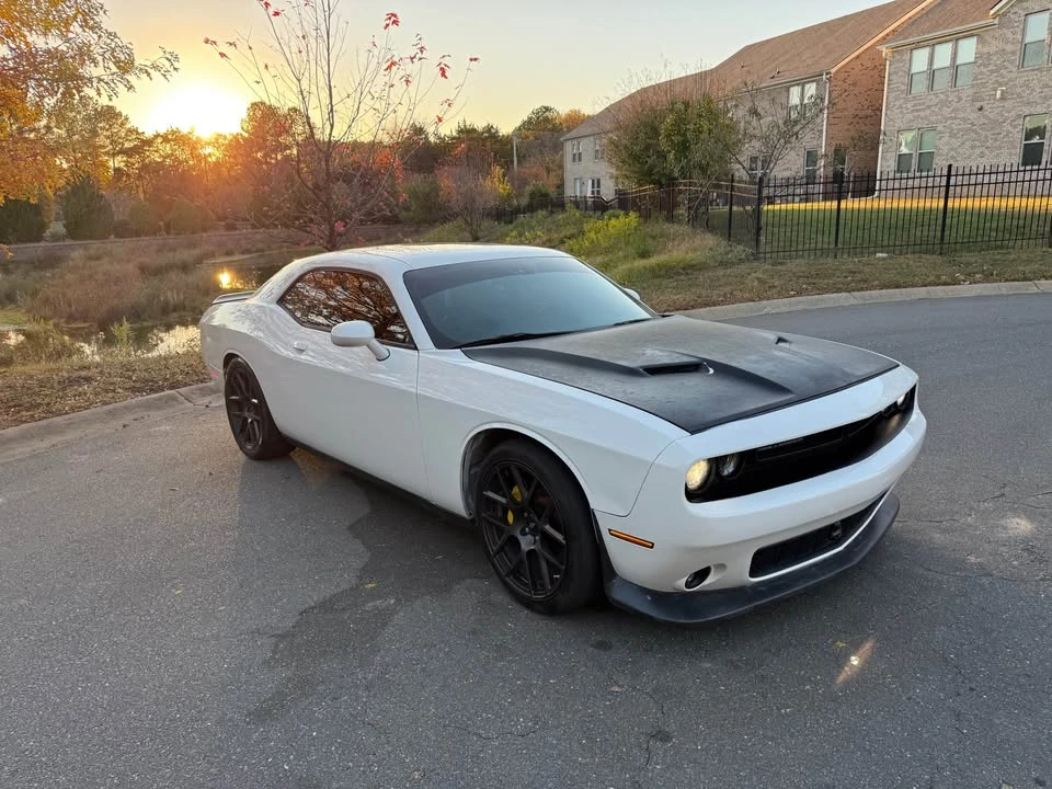 2015 Dodge Challenger SRT8 & 392 3rd Gen - Image 6 of 13