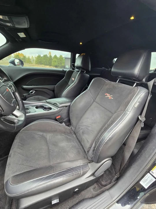 2015 Dodge Challenger SRT8 & 392 3rd Gen - Image 9 of 20