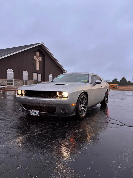 2015 Dodge Challenger SRT8 & 392 3rd Gen - Image 2 of 10