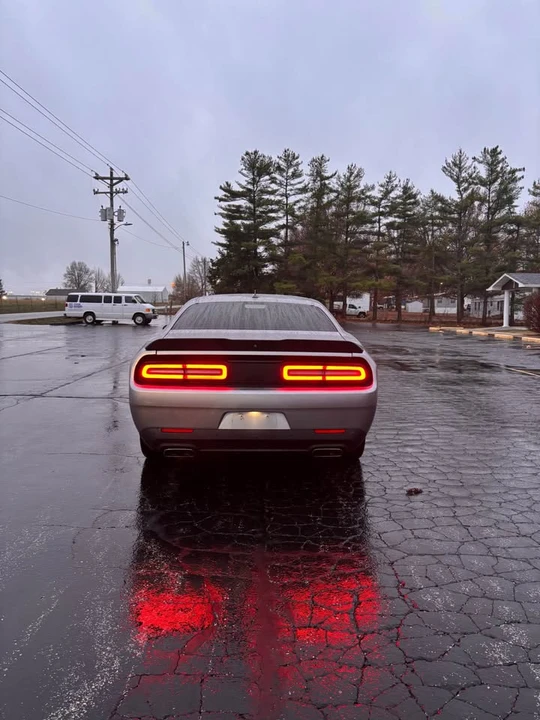 2015 Dodge Challenger SRT8 & 392 3rd Gen - Image 4 of 10