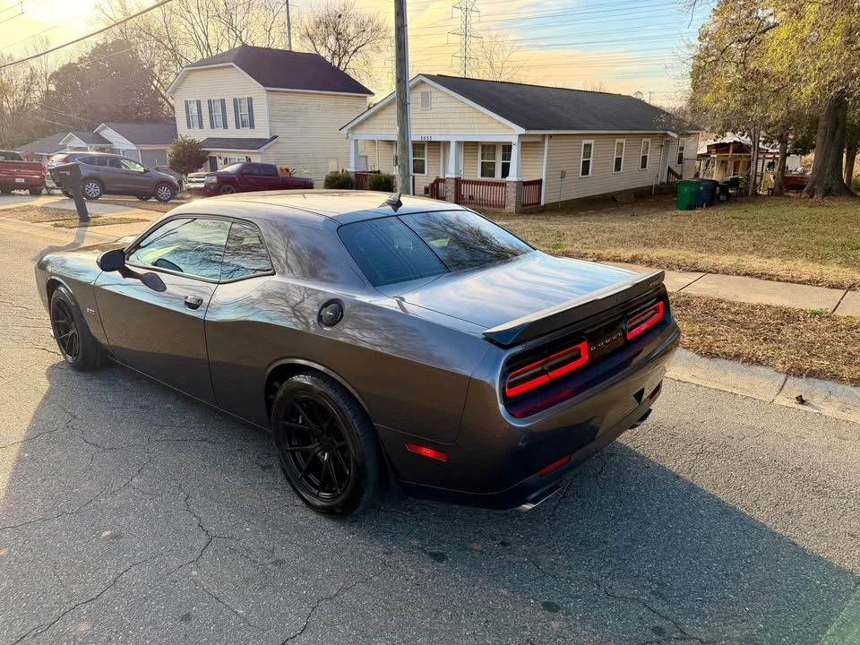 2015 Dodge Challenger SRT8 & 392 3rd Gen - Image 4 of 14