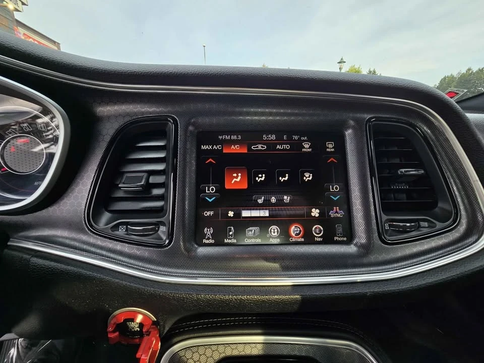 2015 Dodge Challenger SRT8 & 392 3rd Gen - Image 15 of 17