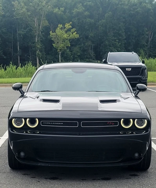 2015 Dodge Challenger 3rd Gen - Image 5 of 17