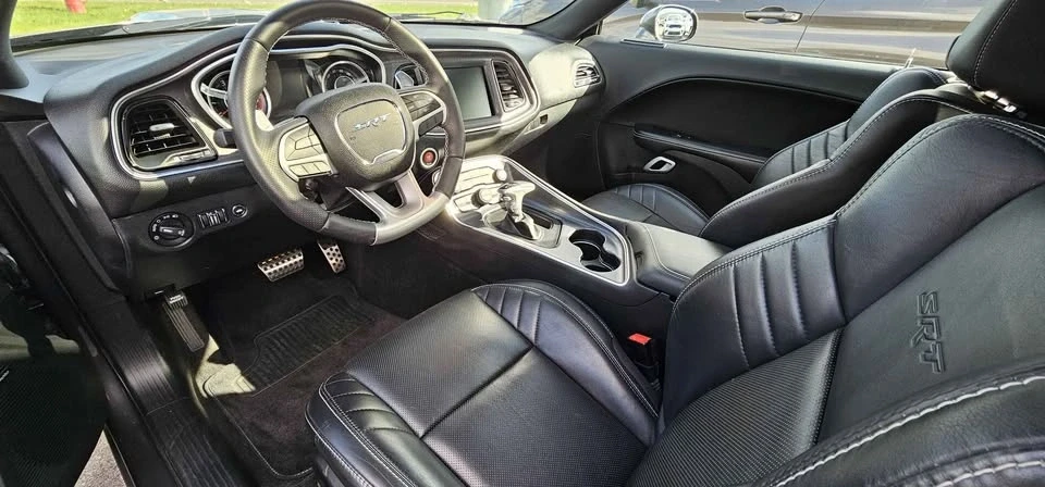 2015 Dodge Challenger SRT8 & 392 3rd Gen - Image 6 of 20