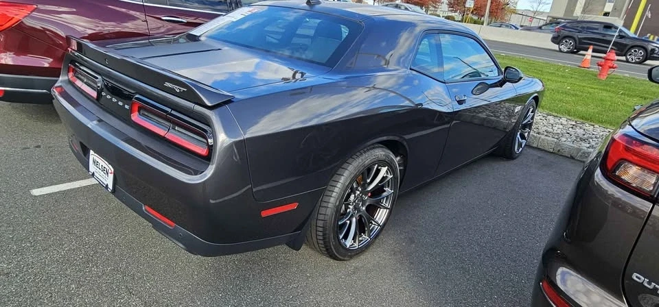 2015 Dodge Challenger SRT8 & 392 3rd Gen - Image 10 of 20