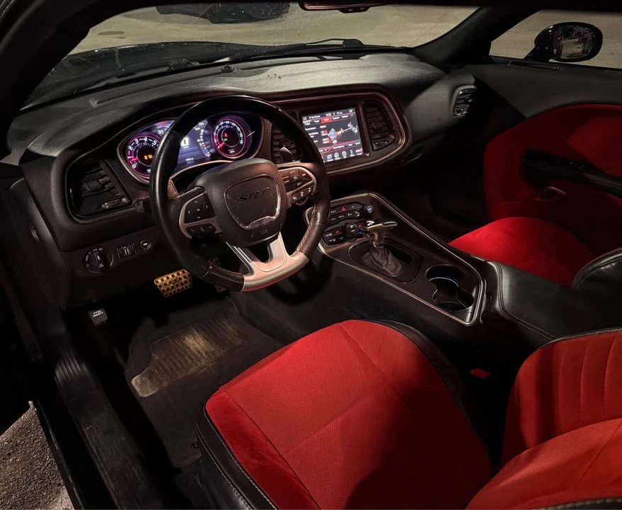 2015 Dodge Challenger SRT8 & 392 3rd Gen - Image 3 of 4