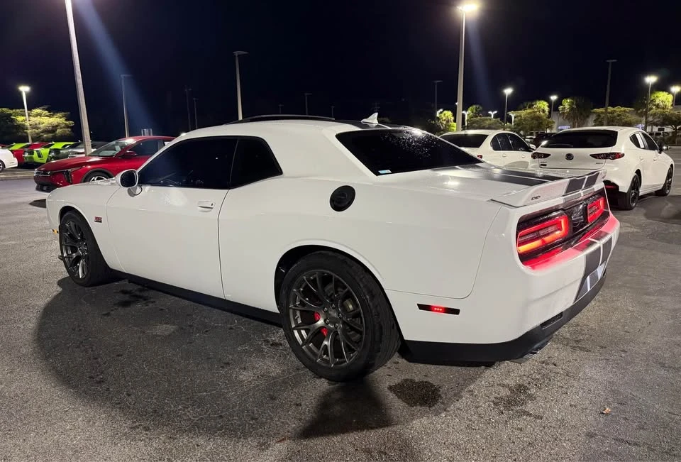 2015 Dodge Challenger SRT8 & 392 3rd Gen - Image 5 of 10